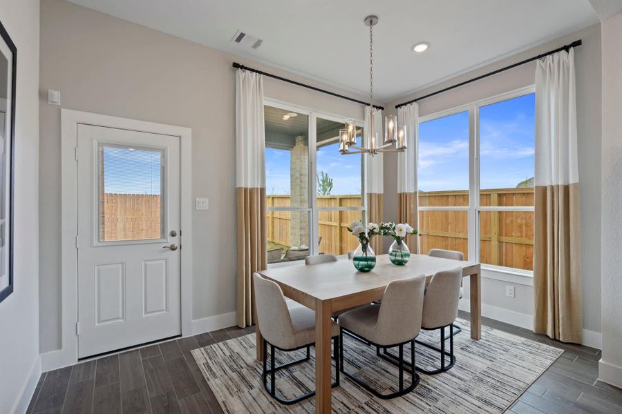 Furnished interior view inside a new home in Jordan Ranch, Fulshear (Image 10).