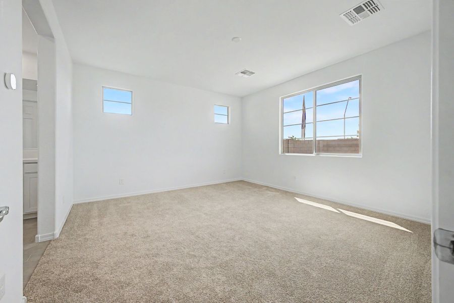 Spacious, unfurnished interior of a new home in Empire Pointe, Queen Creek (Image 11). Spacious, unfurnished interior of a new home in Empire Pointe, Queen Creek (Image 11).