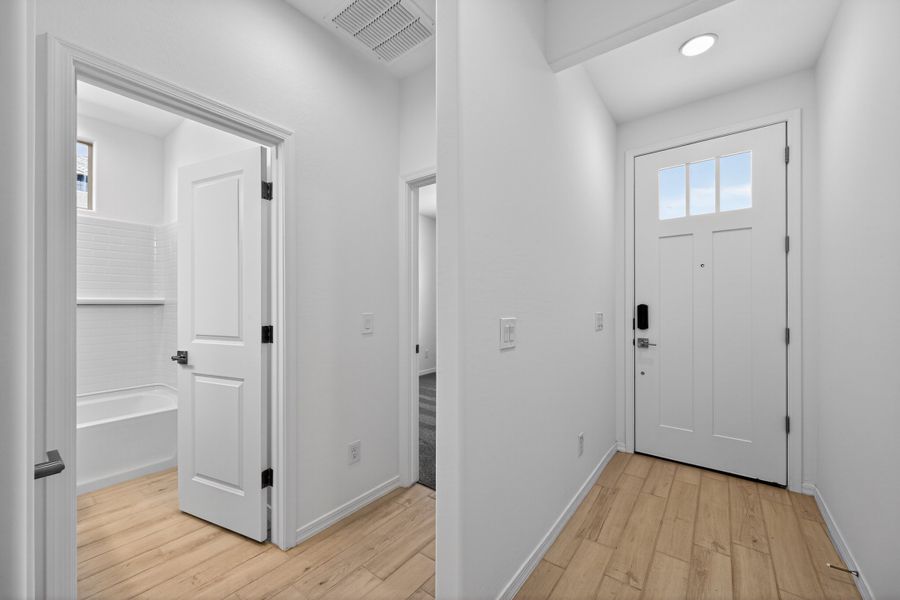 Spacious, unfurnished interior of a new home in Artisan at Asante, Surprise (Image 29).