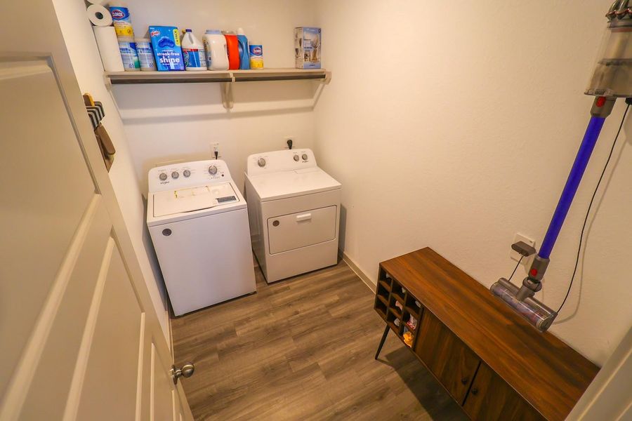 Spacious laundry room. Spacious laundry room.