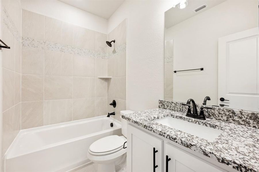 Furnished interior view inside a new home in Glenwood Meadows, Argyle (Image 12).