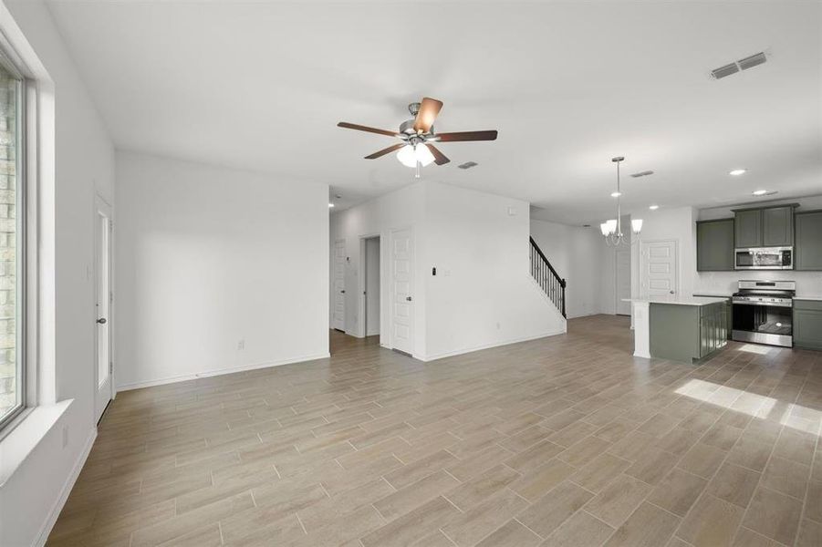Spacious, unfurnished interior of a new home in Palmilla Springs 50s Sales Phase 2, Fort Worth (Image 28).
