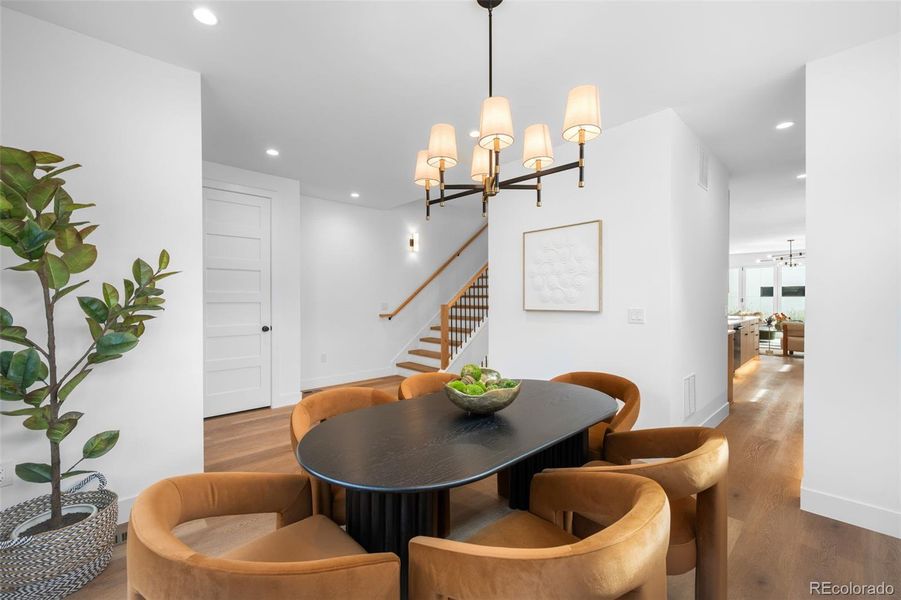 Dining space with access to the kitchen through the passthrough