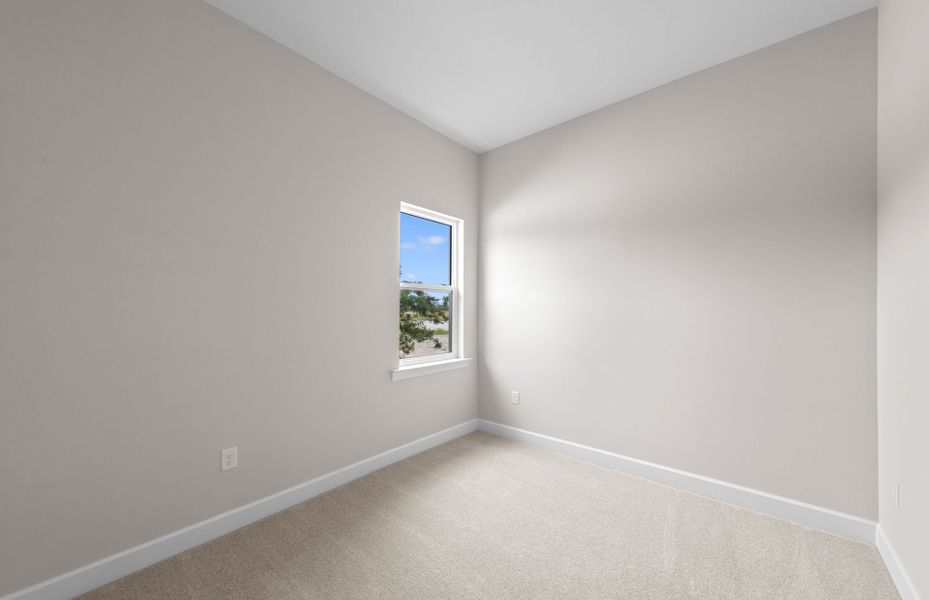 Spacious, unfurnished interior of a new home in Del Webb Oak Creek, North Fort Myers (Image 16). Spacious, unfurnished interior of a new home in Del Webb Oak Creek, North Fort Myers (Image 16).