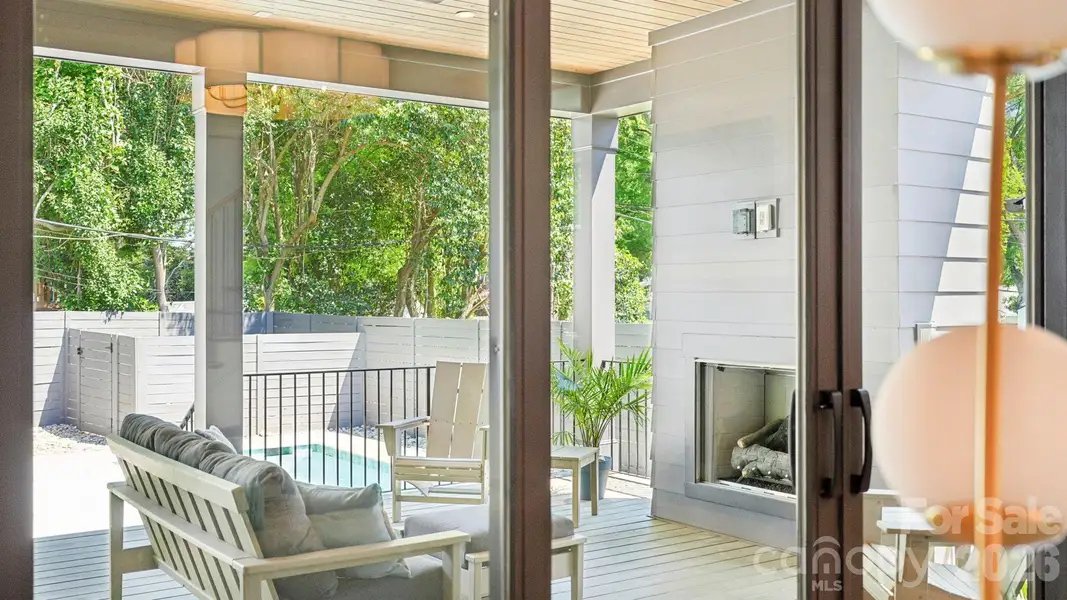 Exterior details and patio area of a home in , Charlotte (Image 4).