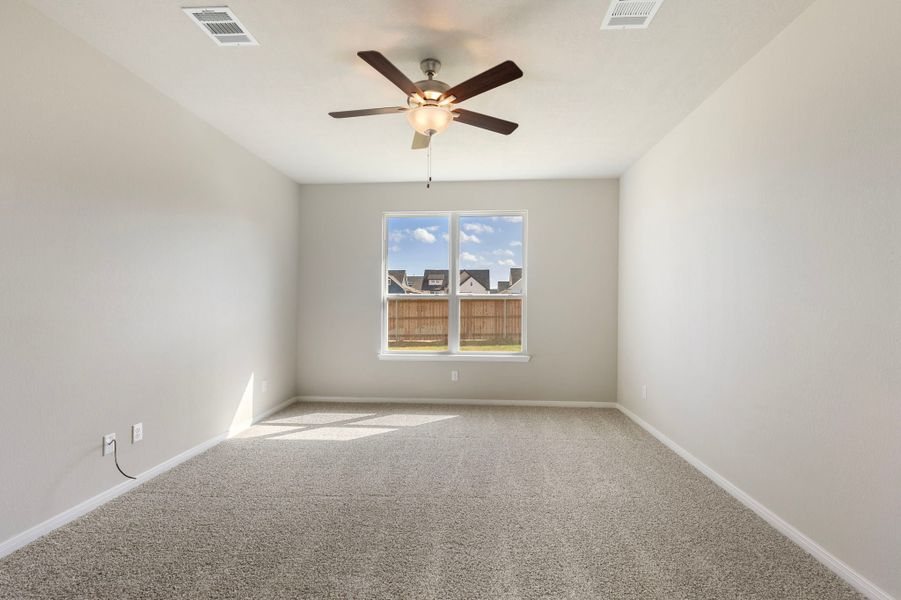 Representative unfurnished interior of a home built from the The 1613 by Stylecraft Builders in Arroyo Ranch, Seguin (Image 13).