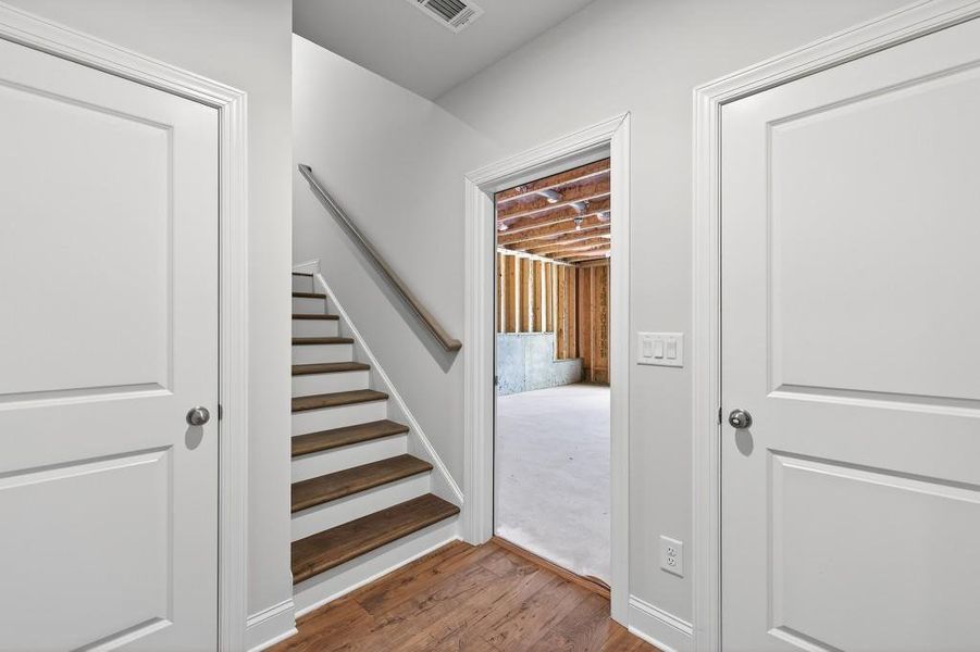 Spacious, unfurnished interior of a new home in Hemingway, Flowery Branch (Image 44).