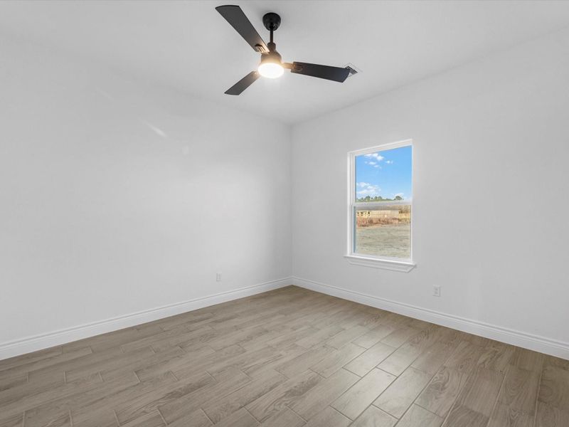 Spacious, unfurnished interior of a new home in , Dayton (Image 27).
