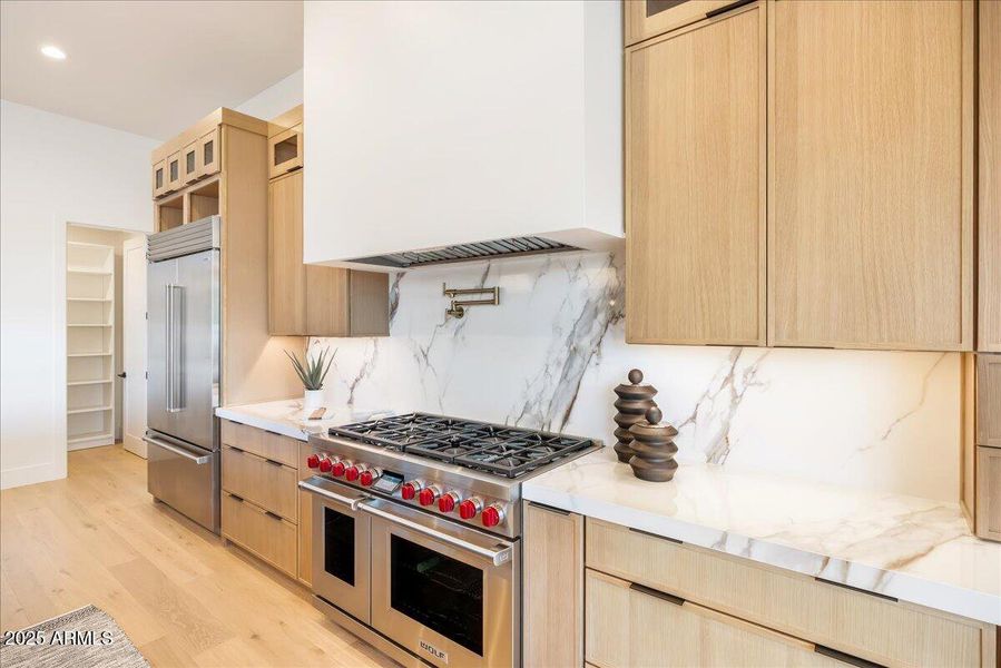 049-IMG_6877 049-IMG_6877