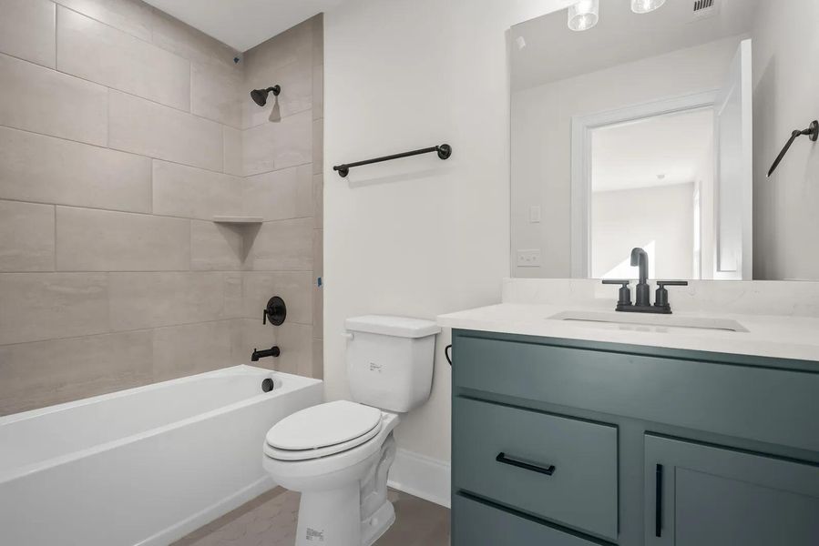 The Monroe B Bathroom The Monroe B Bathroom