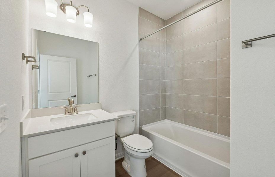 Furnished interior view inside a new home in Sun City Texas, Georgetown (Image 7). Furnished interior view inside a new home in Sun City Texas, Georgetown (Image 7).