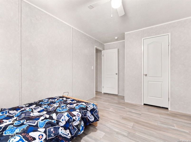 Image 43 of a home in .