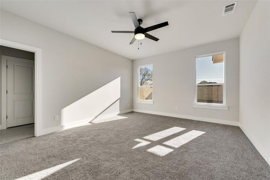 Spacious, unfurnished interior of a new home in , Forney (Image 16).
