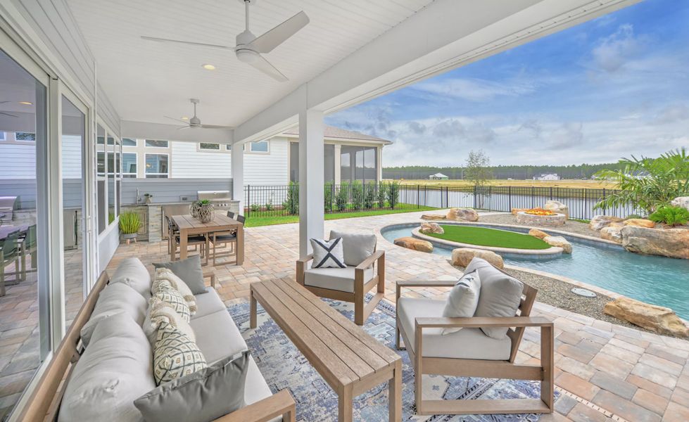 Exterior details and patio area of a home in Middlebourne, St. Johns (Image 21).
