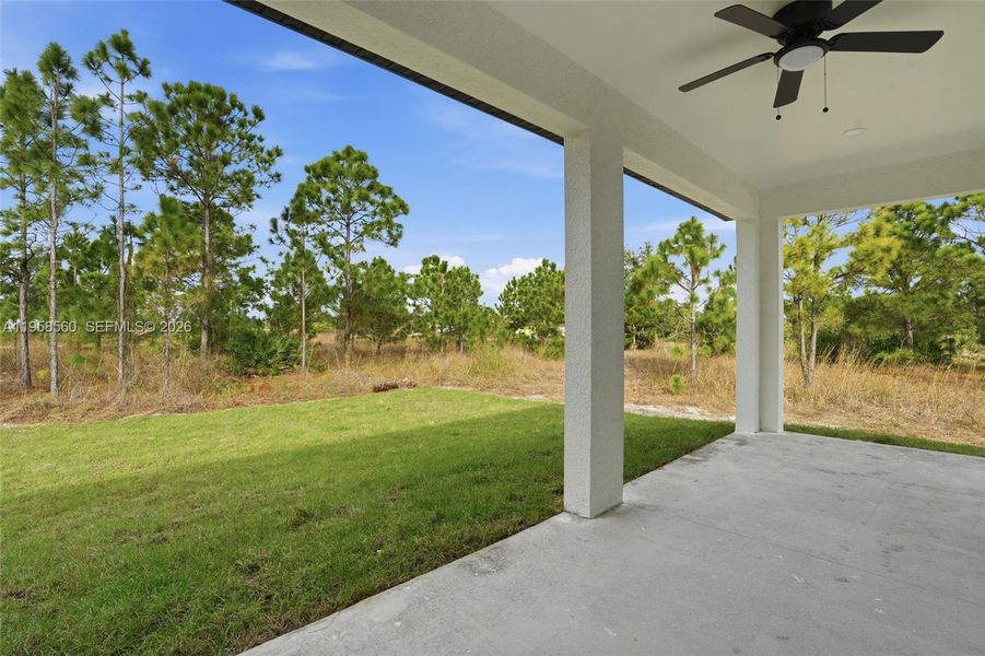 Exterior details and patio area of a home in , Lehigh Acres (Image 3).