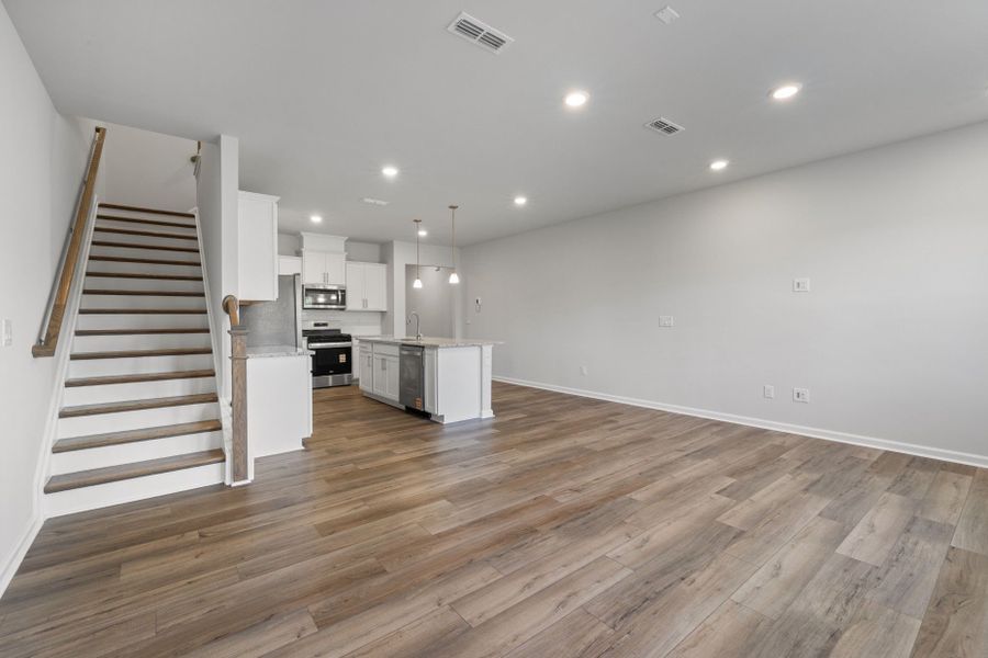 Spacious, unfurnished interior of a new home in McConnell Ridge, McLeansville (Image 20). Spacious, unfurnished interior of a new home in McConnell Ridge, McLeansville (Image 20).