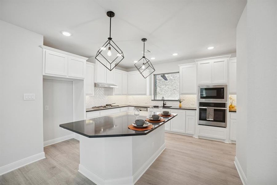 Furnished interior view inside a new home in Creekshaw – Gardens, Royse City (Image 7).