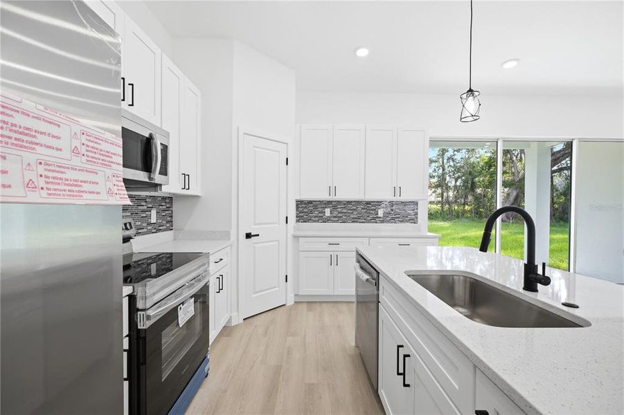 Furnished interior view inside a new home in , Ocala (Image 8).
