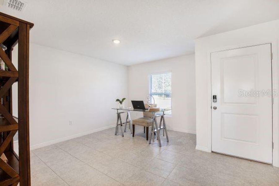 Furnished interior view inside a new home in Royal Highlands, Weeki Wachee (Image 13).