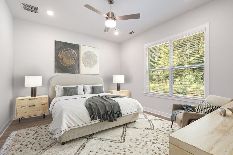 Recessed lighting, ceiling fan with integrated lighting, wood-finish flooring, and a large window with blinds