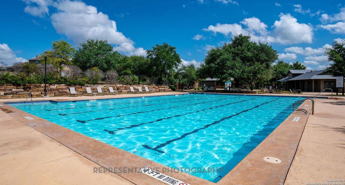 Community amenities in Weston Oaks, San Antonio (Image 22).