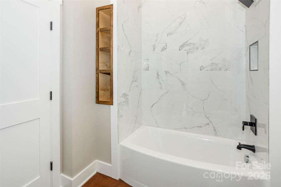 Image 39 of a home in .