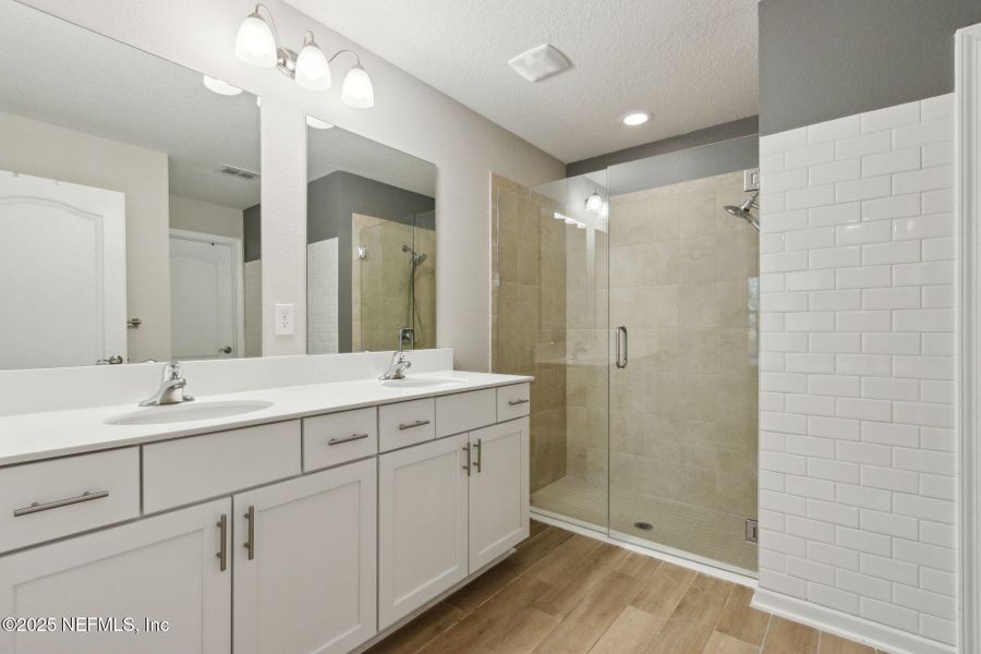 Furnished interior view inside a new home in River Glen, Yulee (Image 25). Furnished interior view inside a new home in River Glen, Yulee (Image 25).