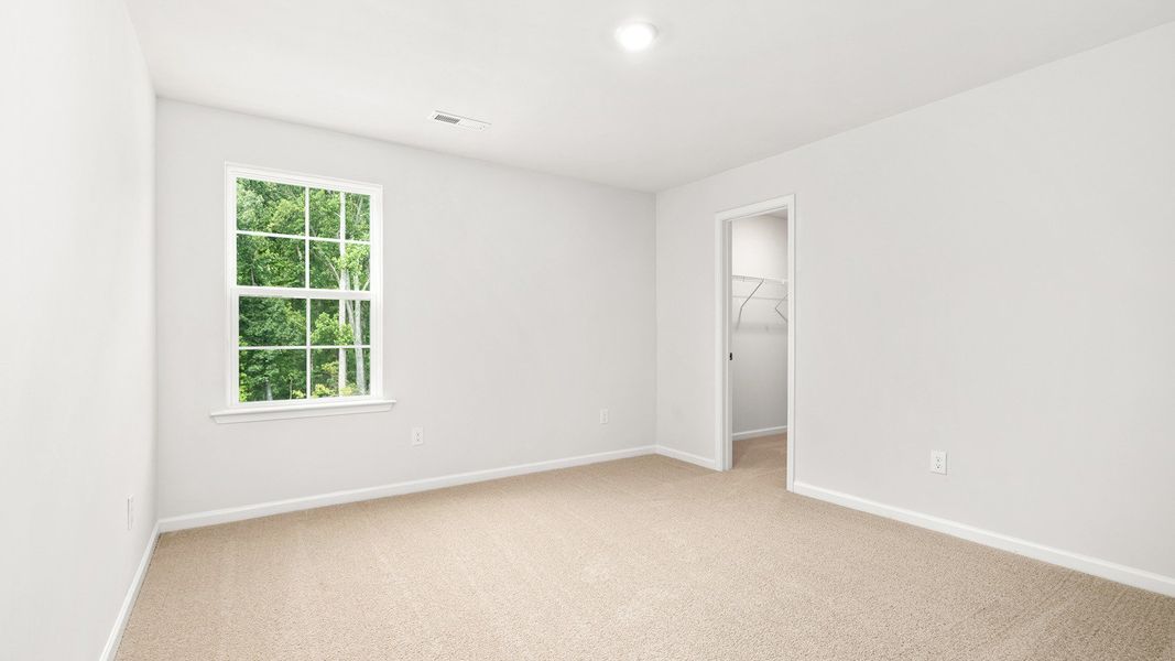 Spacious, unfurnished interior of a new home in Preston Oaks, King (Image 14).