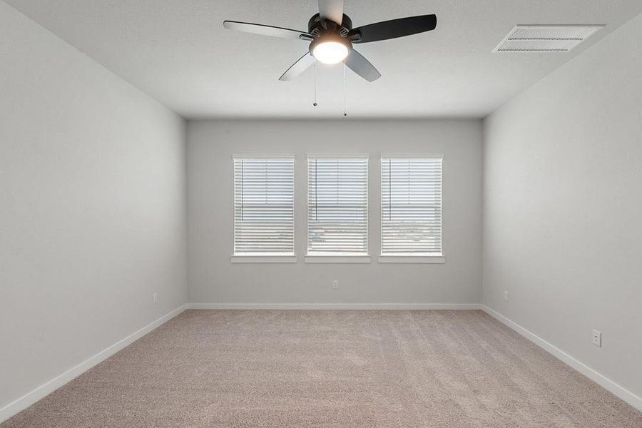 Spacious, unfurnished interior of a new home in Park Central, Georgetown (Image 30).