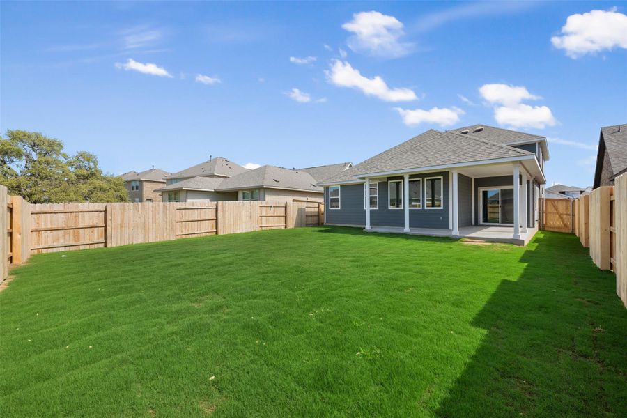 Exterior details and patio area of a home in Berry Creek Highlands, Georgetown (Image 3).
