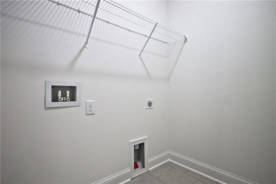 Spacious, unfurnished interior of a new home in Highland Park, Stonecrest (Image 13). Spacious, unfurnished interior of a new home in Highland Park, Stonecrest (Image 13).