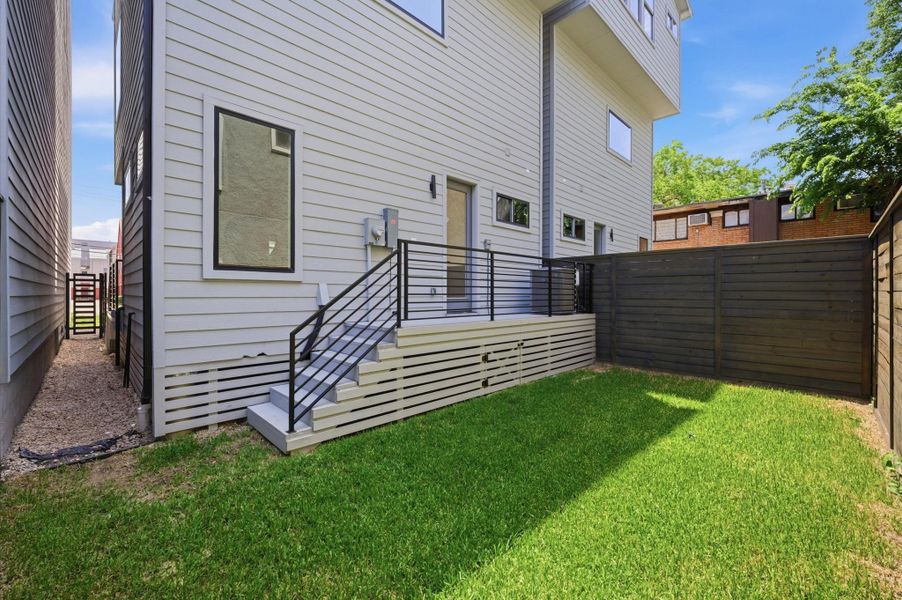 Exterior details and patio area of a home in , Houston (Image 29).