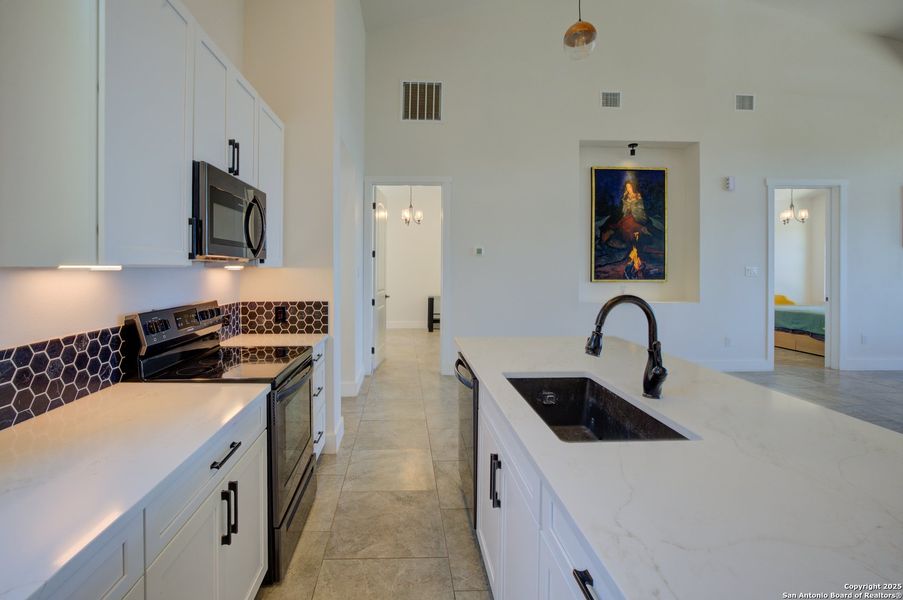 Furnished interior view inside a new home in , New Braunfels (Image 16). Furnished interior view inside a new home in , New Braunfels (Image 16).