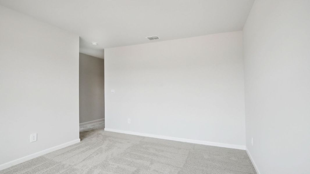 Spacious, unfurnished interior of a new home in River Landing Townhomes, Murfreesboro (Image 23).