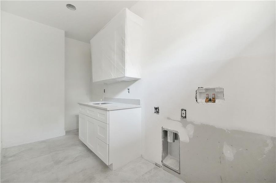 Furnished interior view inside a new home in , Conyers (Image 8).