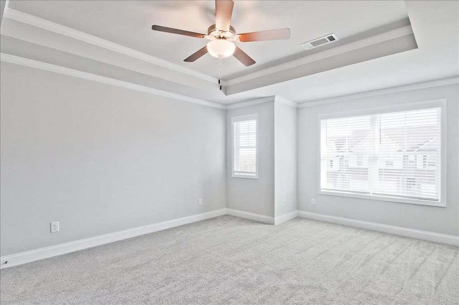 Spacious, unfurnished interior of a new home in , Gainesville (Image 33).