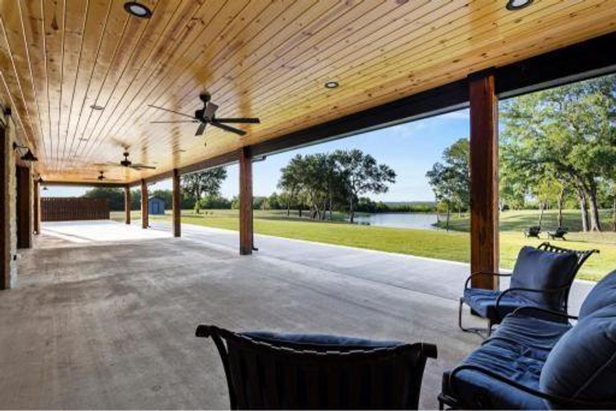 Exterior details and patio area of a home in , Sherman (Image 11).