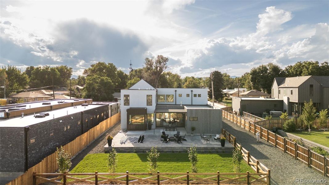 Image 15 of a home in .