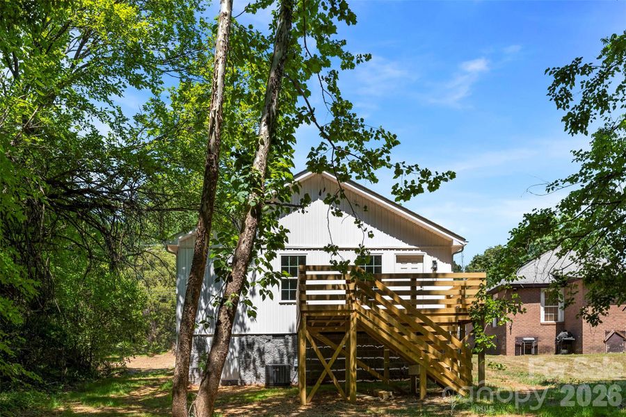 Image 34 of a home in .