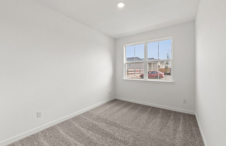 Spacious, unfurnished interior of a new home in Larson Crossing, Elgin (Image 28).