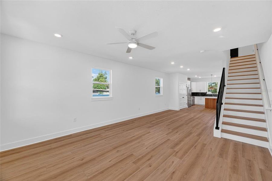 Spacious, unfurnished interior of a new home in , St. Petersburg (Image 39). Spacious, unfurnished interior of a new home in , St. Petersburg (Image 39).