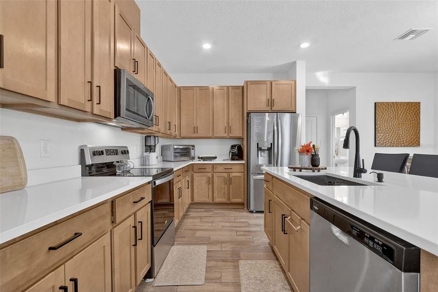 Furnished interior view inside a new home in The Reserve at Lake Ridge, Minneola (Image 18).