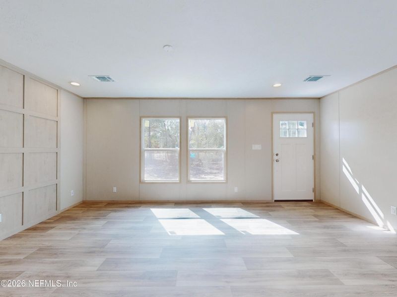 Spacious, unfurnished interior of a new home in , Keystone Heights (Image 43).
