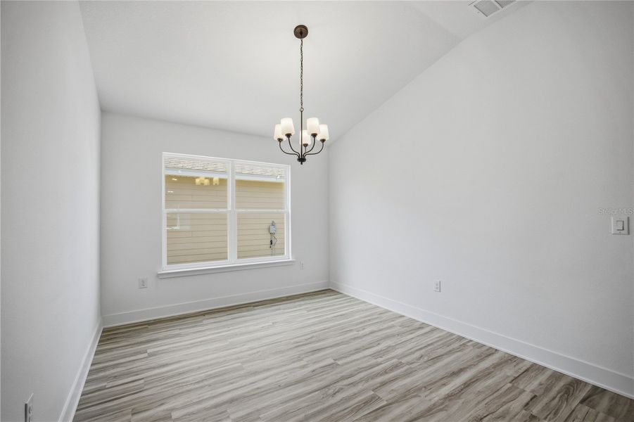 Spacious, unfurnished interior of a new home in Kirkland Farms, Alachua (Image 15).