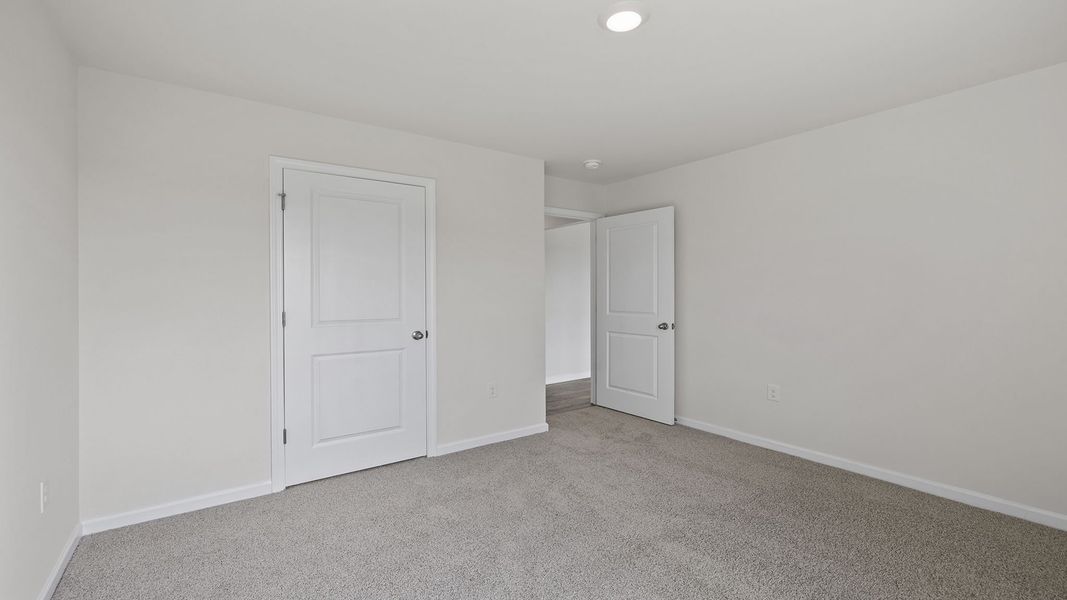 Spacious, unfurnished interior of a new home in Cedar Gap, Fountain Inn (Image 18). Spacious, unfurnished interior of a new home in Cedar Gap, Fountain Inn (Image 18).
