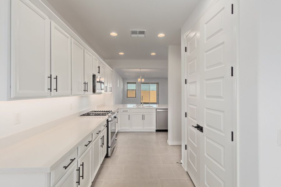 Furnished interior view inside a new home in Allen Ranches, Litchfield Park (Image 6). Furnished interior view inside a new home in Allen Ranches, Litchfield Park (Image 6).