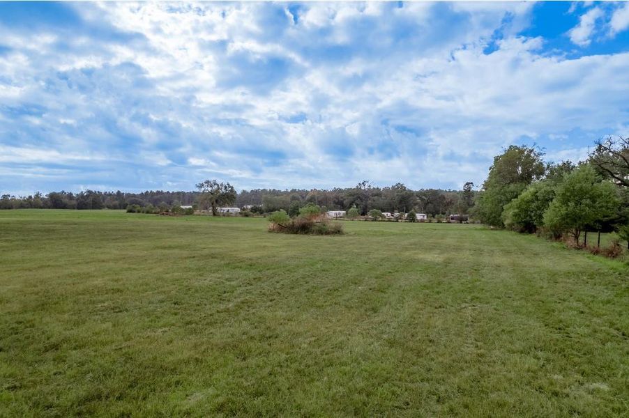 Natural landscape and outdoor views near in Groveton (Image 37). Natural landscape and outdoor views near in Groveton (Image 37).