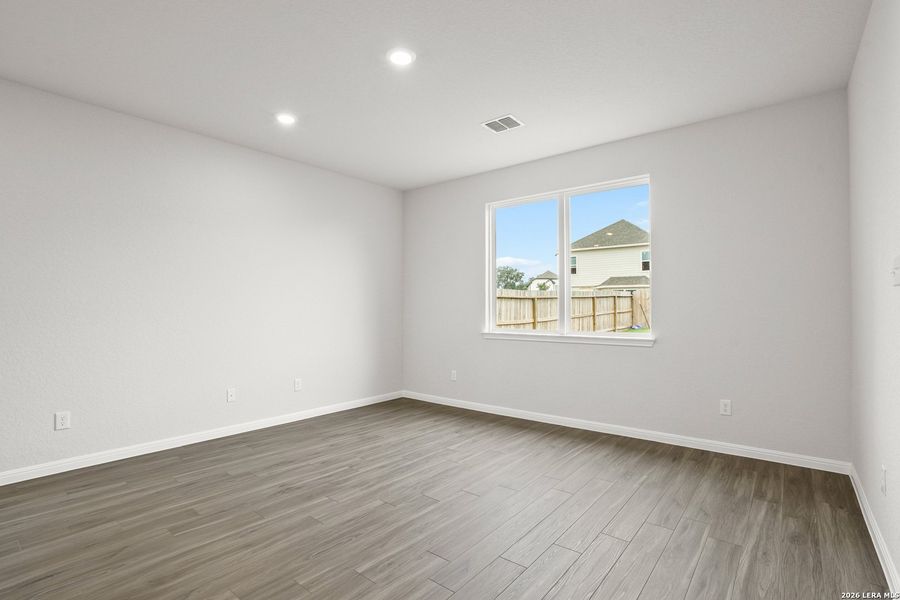 Spacious, unfurnished interior of a new home in Melissa Ranch, San Antonio (Image 29). Spacious, unfurnished interior of a new home in Melissa Ranch, San Antonio (Image 29).