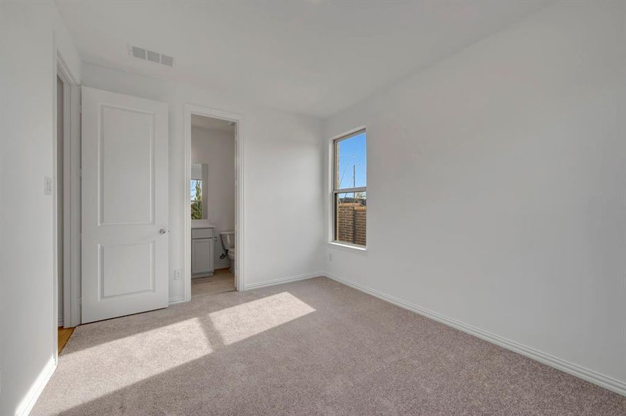 Spacious, unfurnished interior of a new home in Lilyana, Celina (Image 28). Spacious, unfurnished interior of a new home in Lilyana, Celina (Image 28).
