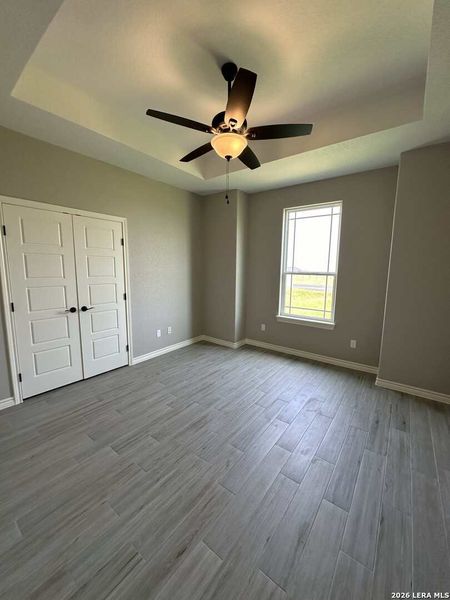 Spacious, unfurnished interior of a new home in , La Vernia (Image 15).